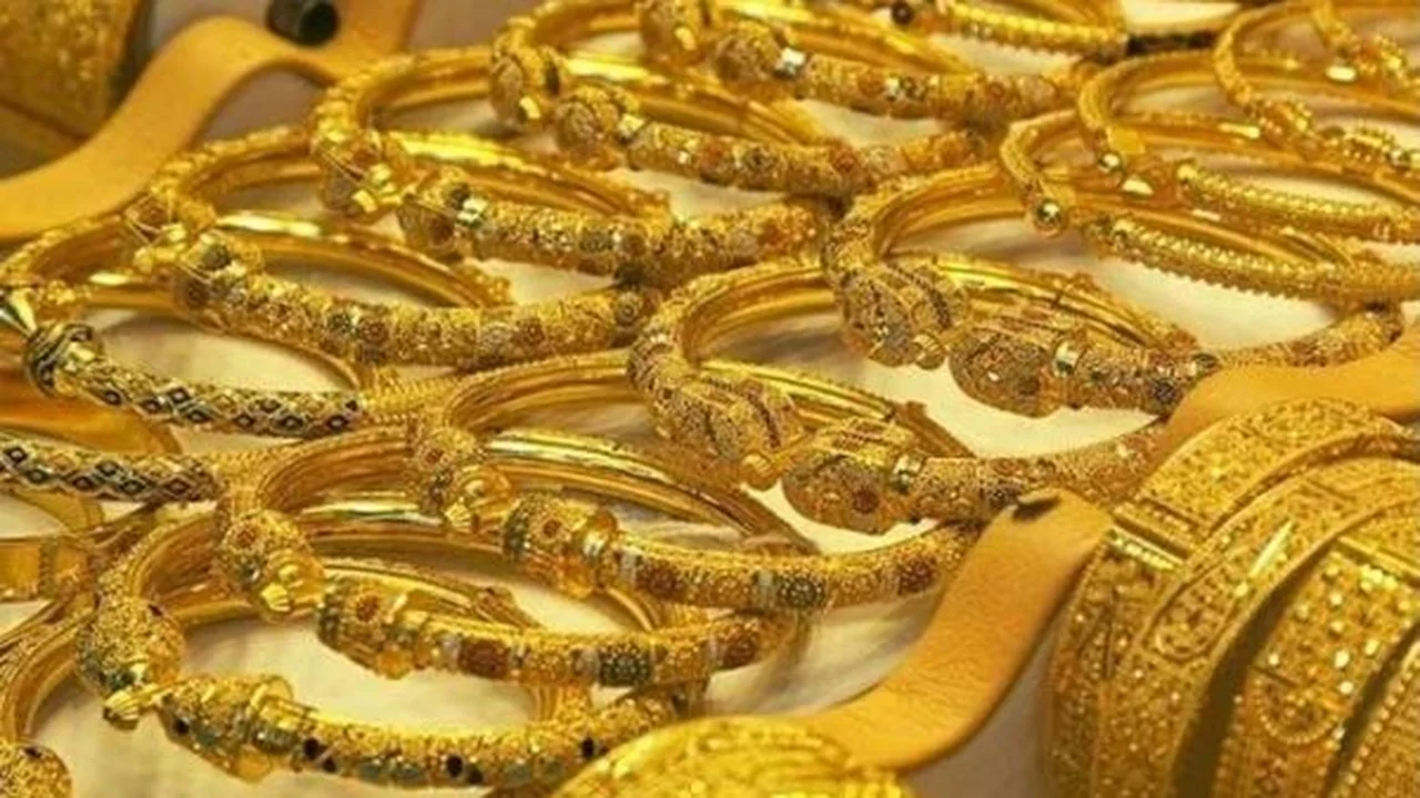 تغيرات مفاجئة في سعر الذهب خلال تعاملات يوم الأربعاء الأول من أبريل